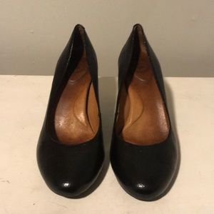 Nurture black work heels